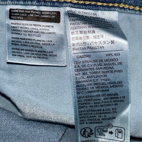 Levi’s Women’s Blue Jeans 314 Shaping Straight Size 22W M New With Tags NWT - Picture 6 of 11